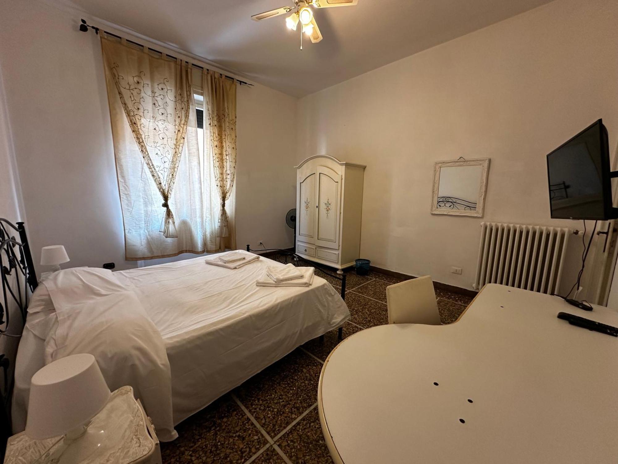 Holiday Pisa Gare 2 Экстерьер фото