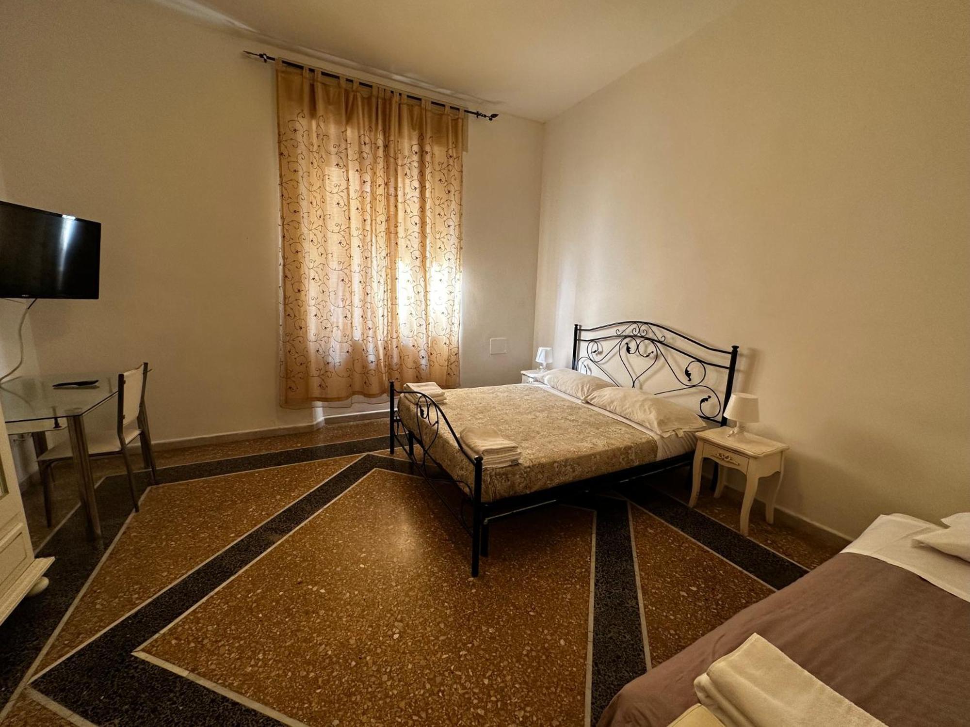 Holiday Pisa Gare 2 Экстерьер фото